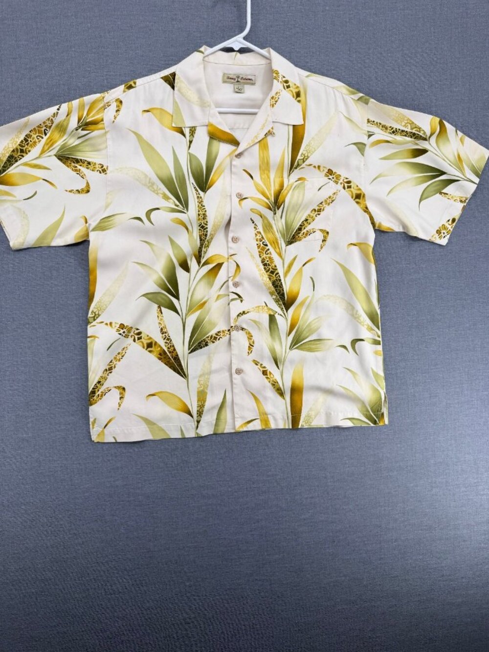 Tommy Bahama Aloha Hawaiian Shirt Mens L Botanical Floral AOP Silk Camp
